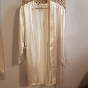 White bridal robe